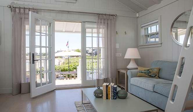 Harborview Nantucket Hotel Servis gambar
